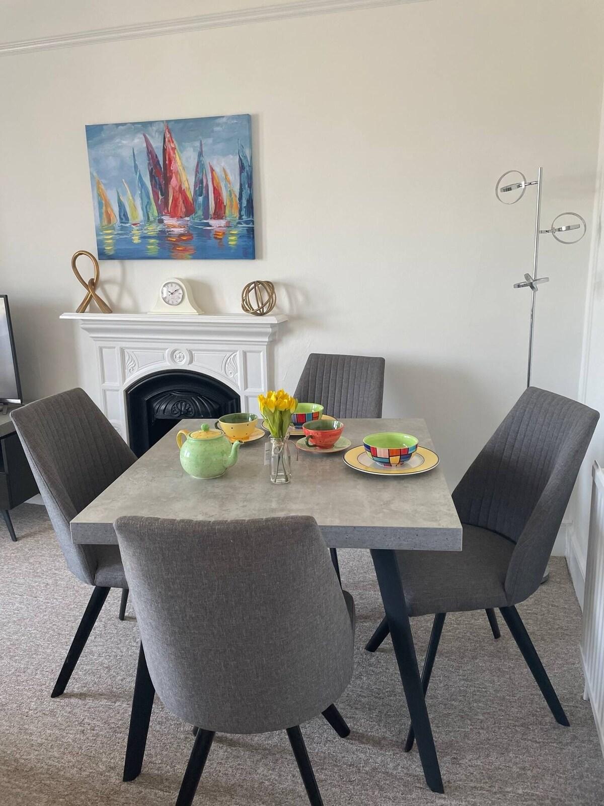 Cornwall Explorer's Base 2 Bed City Apt4